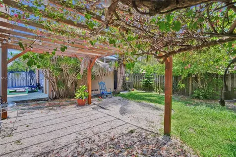 9910 Bahama Drive Cutler Bay FL 33189