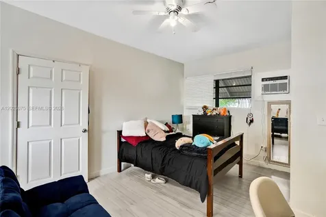 9910 Bahama Drive Cutler Bay FL 33189