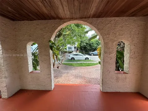 2328 SW 17th Street Miami FL 33145