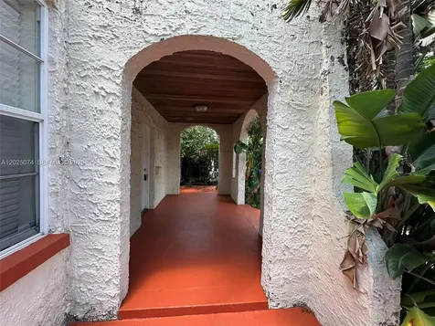 2328 SW 17th Street Miami FL 33145