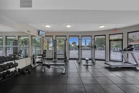 20505 E Country Club Drive Aventura FL 33180