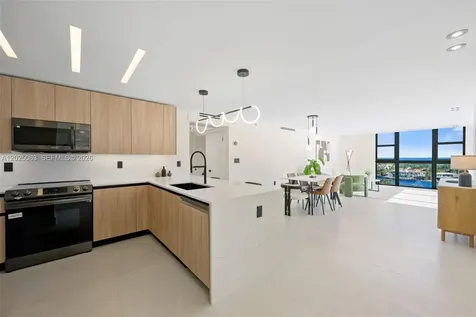 20505 E Country Club Drive Aventura FL 33180