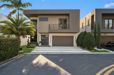 7534 NW 98th Avenue Doral FL 33178