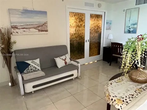 6917 Collins Avenue Miami Beach FL 33141