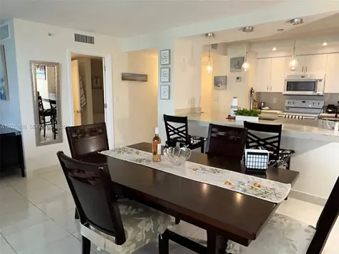 6917 Collins Avenue Miami Beach FL 33141