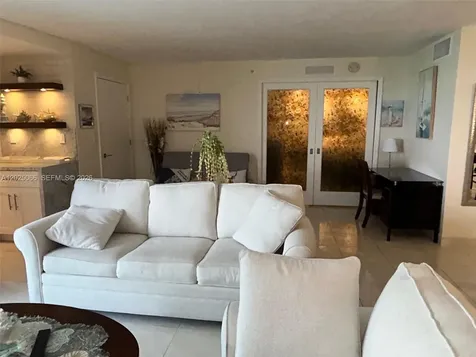 6917 Collins Avenue Miami Beach FL 33141