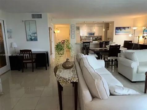 6917 Collins Avenue Miami Beach FL 33141