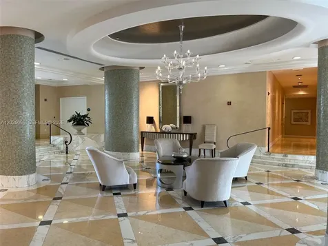 6917 Collins Avenue Miami Beach FL 33141