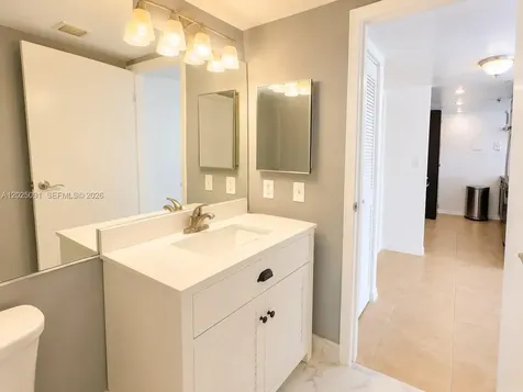 7601 E Treasure Drive North Bay Village FL 33141