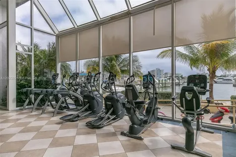 7601 E Treasure Drive North Bay Village FL 33141
