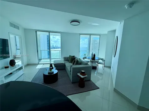 300 S Biscayne Boulevard Miami FL 33131