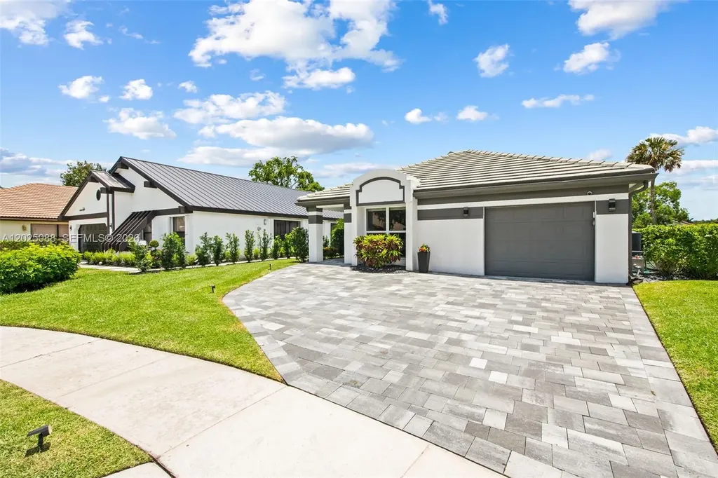 11158 Highland Circle Boca Raton FL 33428