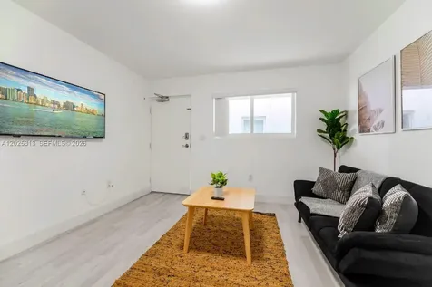 1029 NW 3rd Street Miami FL 33128