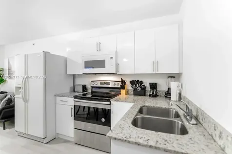 1029 NW 3rd Street Miami FL 33128