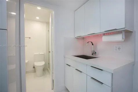 5445 Collins Avenue Miami Beach FL 33140