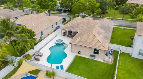 13404 NW 13th Street Pembroke Pines FL 33028