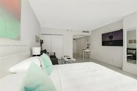 5445 Collins Avenue Miami Beach FL 33140