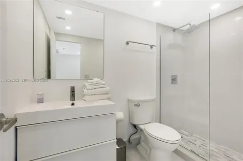 5445 Collins Avenue Miami Beach FL 33140