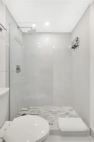 5445 Collins Avenue Miami Beach FL 33140