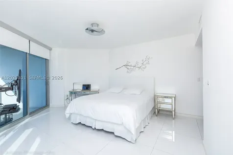 200 Biscayne Boulevard Way Miami FL 33131