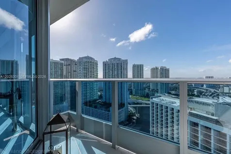 200 Biscayne Boulevard Way Miami FL 33131
