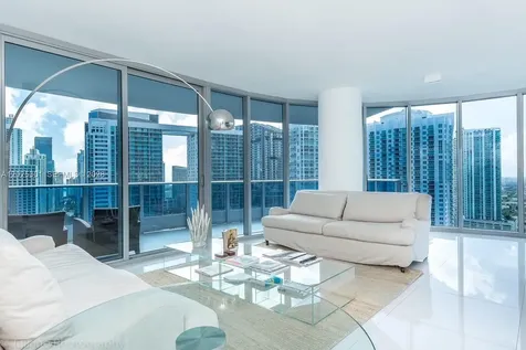 200 Biscayne Boulevard Way Miami FL 33131
