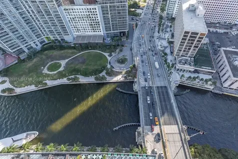 200 Biscayne Boulevard Way Miami FL 33131