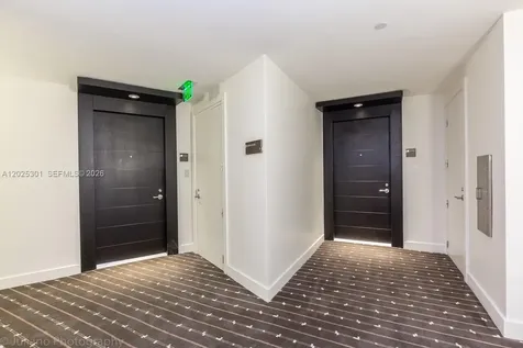 200 Biscayne Boulevard Way Miami FL 33131