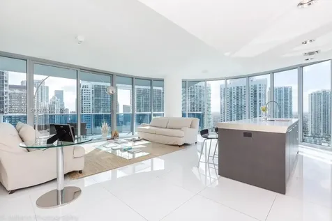 200 Biscayne Boulevard Way Miami FL 33131