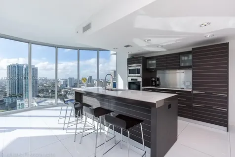 200 Biscayne Boulevard Way Miami FL 33131