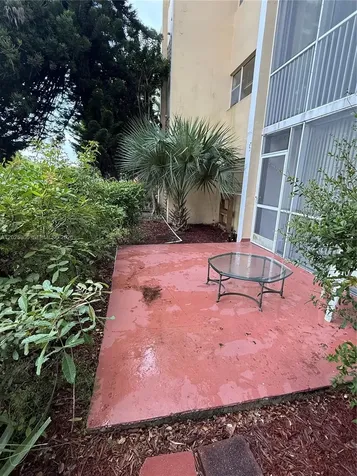 942 NE 199th Street Miami FL 33179