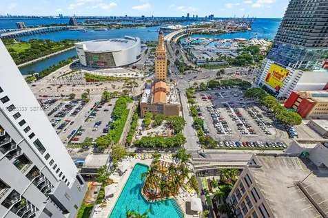 Miami FL 33132