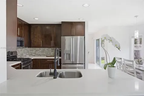 2 Gables Boulevard Weston FL 33326
