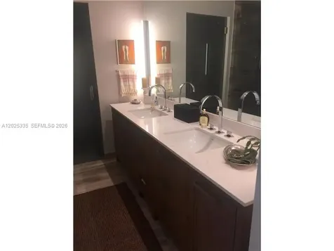 350 Ocean Drive Key Biscayne FL 33149
