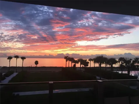 350 Ocean Drive Key Biscayne FL 33149