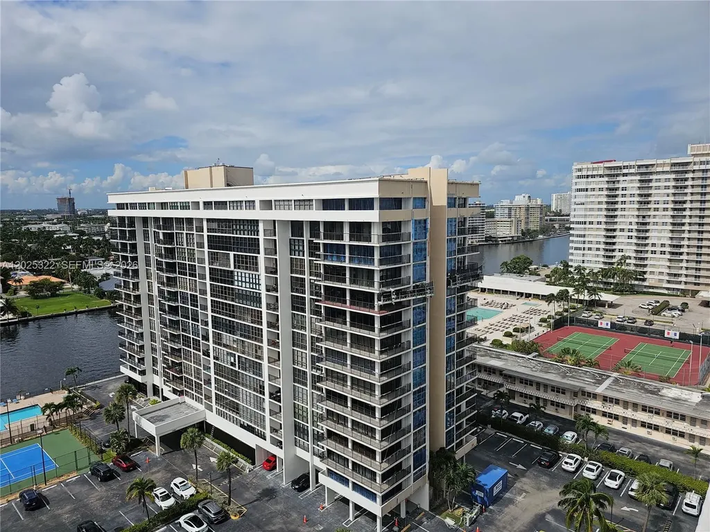 2017 S Ocean Drive Hallandale Beach FL 33009