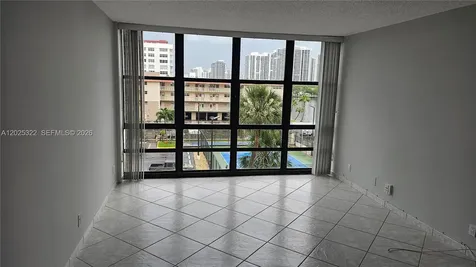 2017 S Ocean Drive Hallandale Beach FL 33009