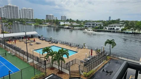 2017 S Ocean Drive Hallandale Beach FL 33009