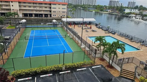 2017 S Ocean Drive Hallandale Beach FL 33009