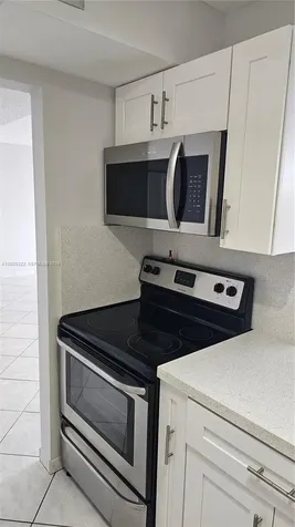 2017 S Ocean Drive Hallandale Beach FL 33009