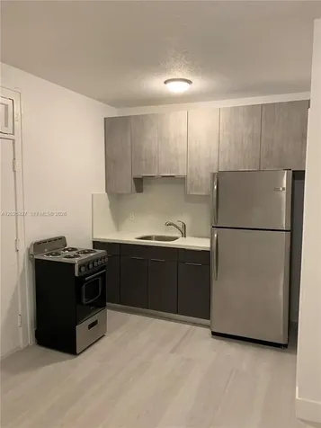 712 SW 56 Avenue Coral Gables FL 33134