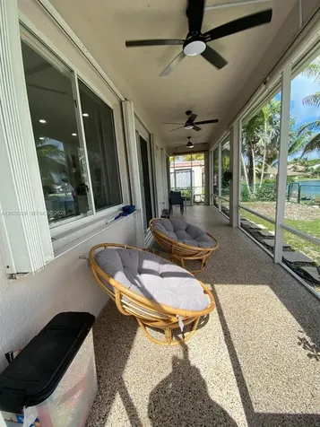 3035 SE 7th Place Homestead FL 33033
