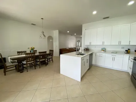 3035 SE 7th Place Homestead FL 33033