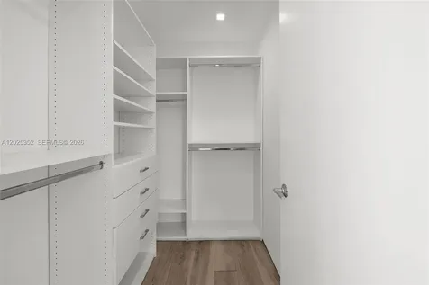 1525 Bay Road Miami Beach FL 33139