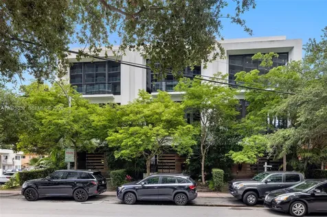 1525 Bay Road Miami Beach FL 33139