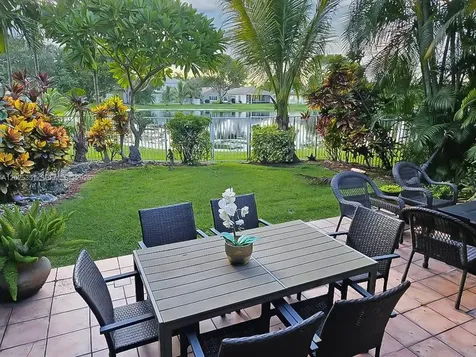 4123 Sapphire Bend Weston FL 33331