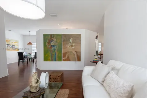 4123 Sapphire Bend Weston FL 33331