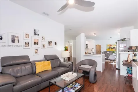 4123 Sapphire Bend Weston FL 33331