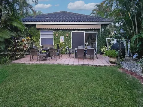 4123 Sapphire Bend Weston FL 33331