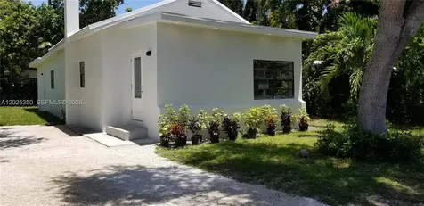 2465 NE 184th Street North Miami Beach FL 33160